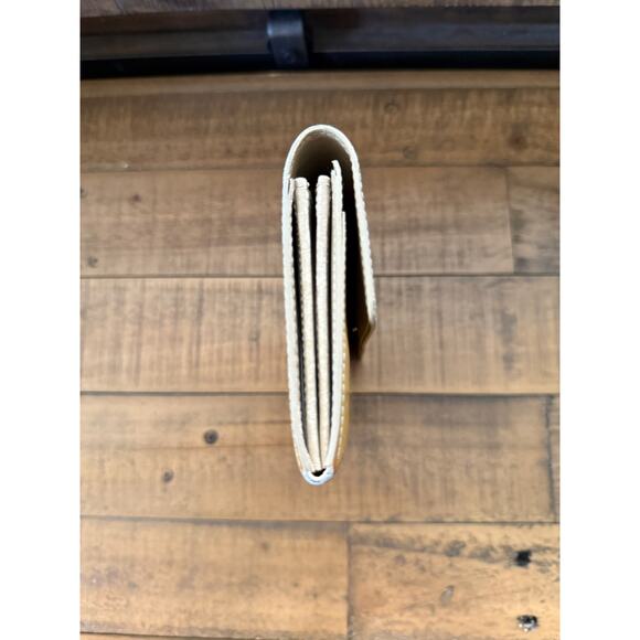 LOUIS VUITTON Vernis Long Bifold Wallet - Picture 4 of 13